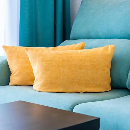 Neptuno Ocean View, Line With Pool Apartment