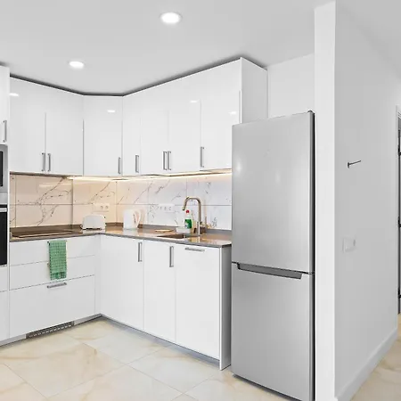 Apartment Neptuno Ocean View, Line With Pool *