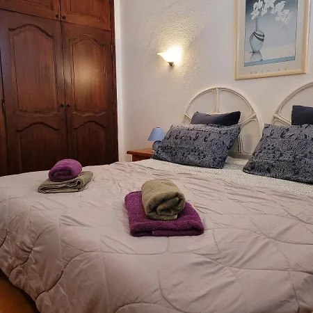 Apartment Neptuno Ocean View, Beach Line With Pool *